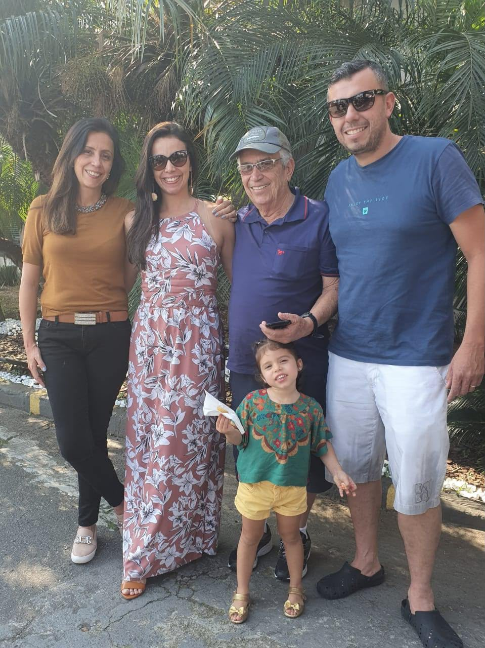 Gilberto Cláudio Mazola com sua família